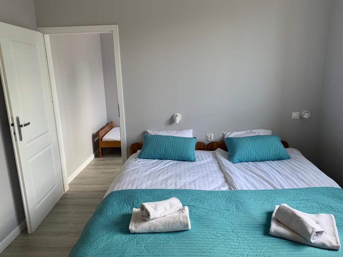 Jasna Hotelik Self Check-In ワルシャワ エクステリア 写真