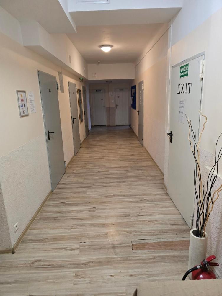 Jasna Hotelik Self Check-In ワルシャワ エクステリア 写真