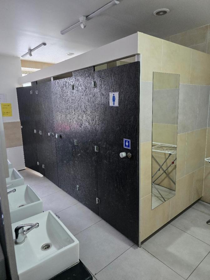 Jasna Hotelik Self Check-In ワルシャワ エクステリア 写真